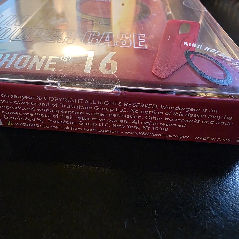 Wandergear 2 In1 TROOPER CASE Iphone 16 New Open Box RED